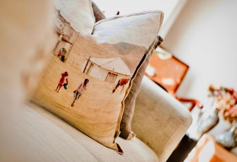 Pensió Lesmar Boutique Guesthouse