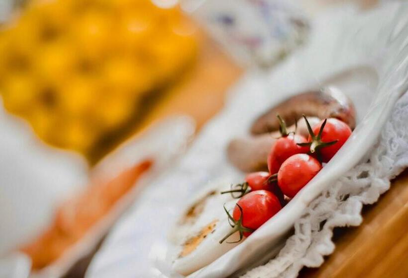 Pensió Lesmar Boutique Guesthouse