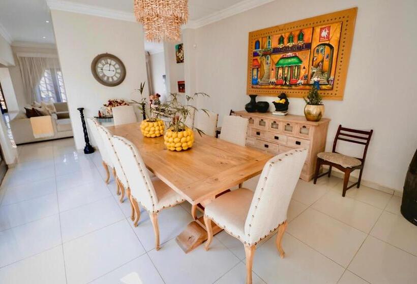 Pensió Lesmar Boutique Guesthouse