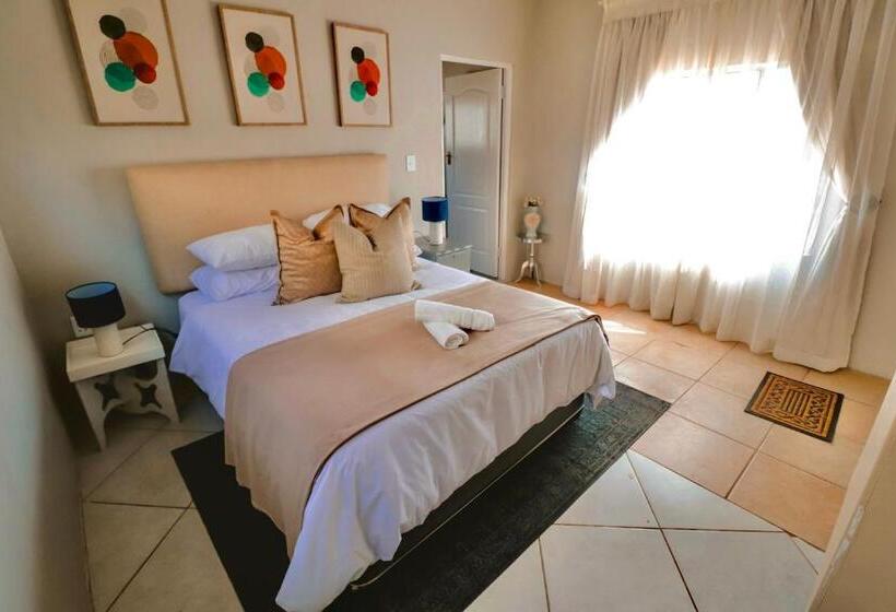 Pensió Lesmar Boutique Guesthouse