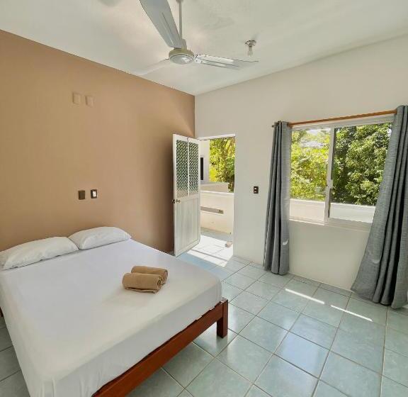 הוסטל Single Fin Suites & Rooms La Punta Zicatela