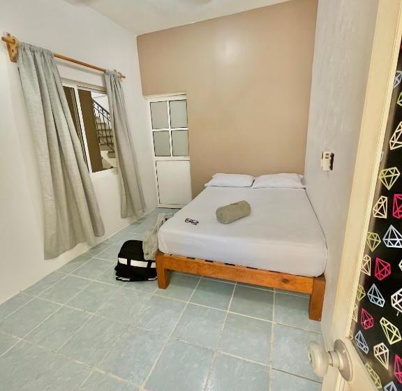 הוסטל Single Fin Suites & Rooms La Punta Zicatela