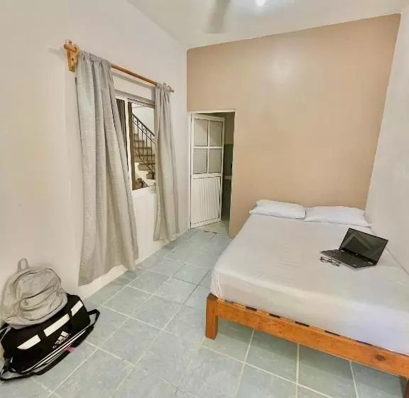 ユースホステル Single Fin Suites & Rooms La Punta Zicatela