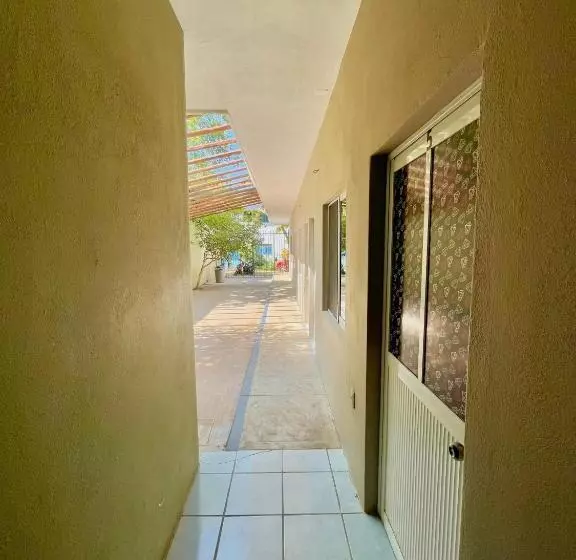 ユースホステル Single Fin Suites & Rooms La Punta Zicatela