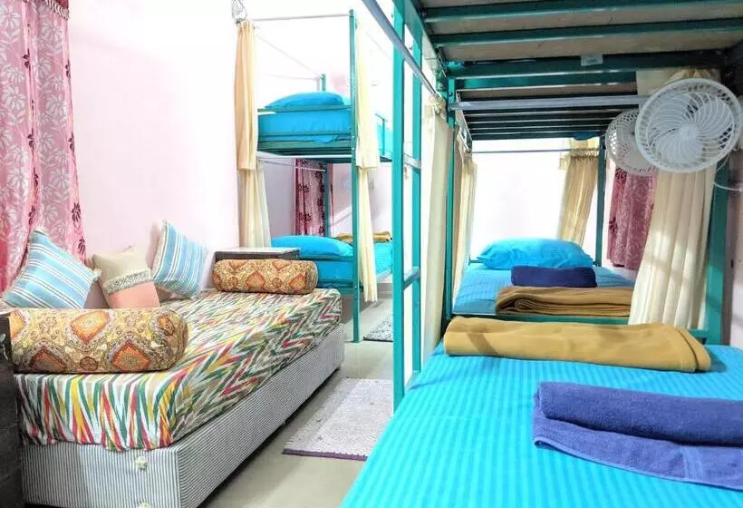 Aura Hostel
