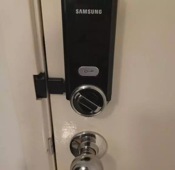 Aamiaismajoitus (B&B) Mick S Shared Townhouse