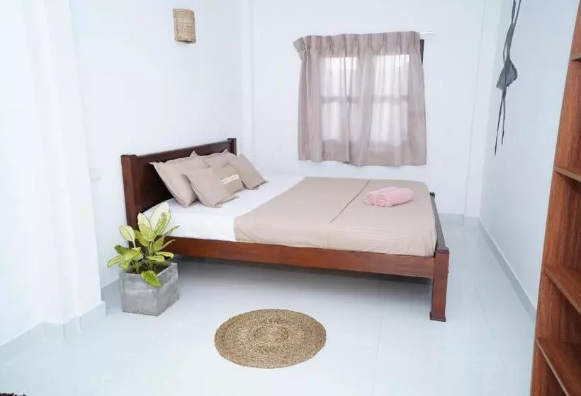 Aamiaismajoitus (B&B) Moody Moon Weligama