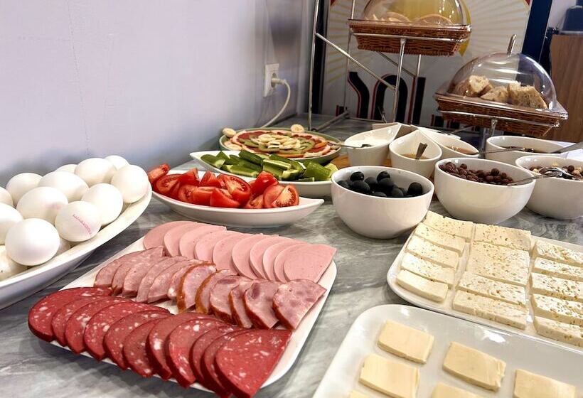 Dandelion Hotel Gudauri