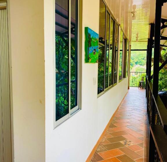 Ecohotel Brisas Del Amani