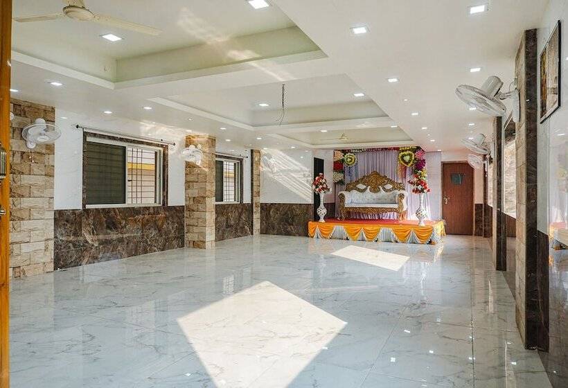 Fabhotel Ashoka