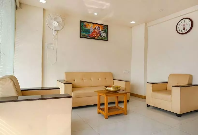 Fabhotel Ashoka
