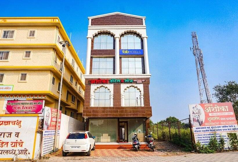 Fabhotel Ashoka