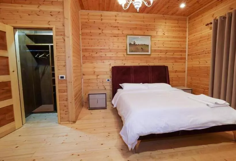 ホテル I Gjuetise