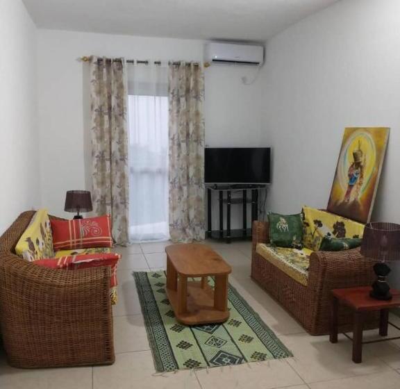 בית מלון כפרי Les Yillaga