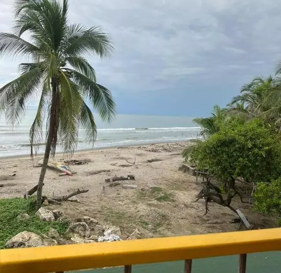 ホテル Punta Antioquia