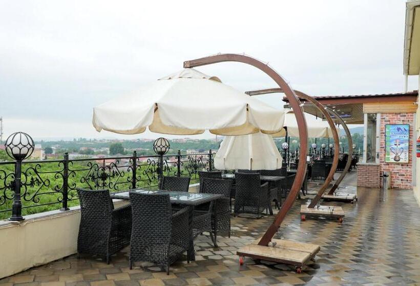 هتل Shahdag Quba & Truskavets