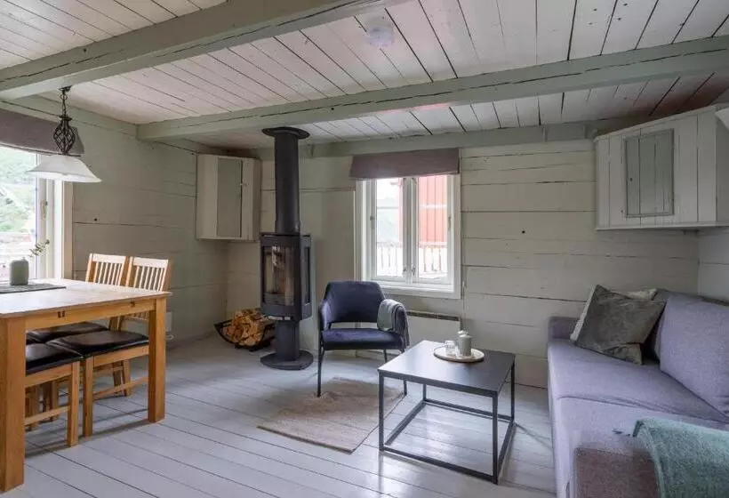 ホテル Vesterålen Rorbuer