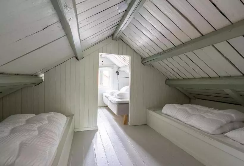 ホテル Vesterålen Rorbuer