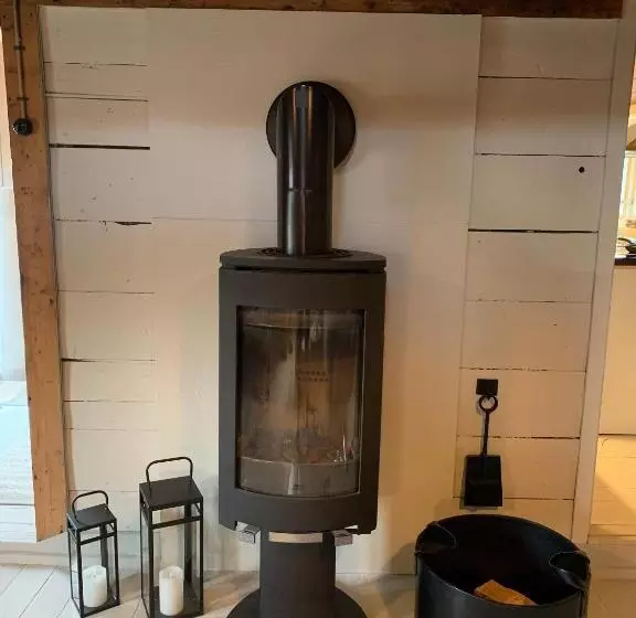 ホテル Vesterålen Rorbuer