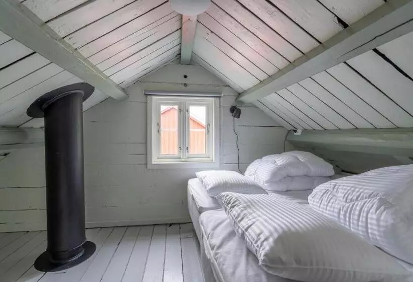 ホテル Vesterålen Rorbuer