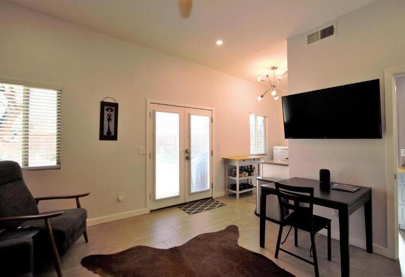 ペンション Modern Executive Suite W/ Kitchenette And Laundry