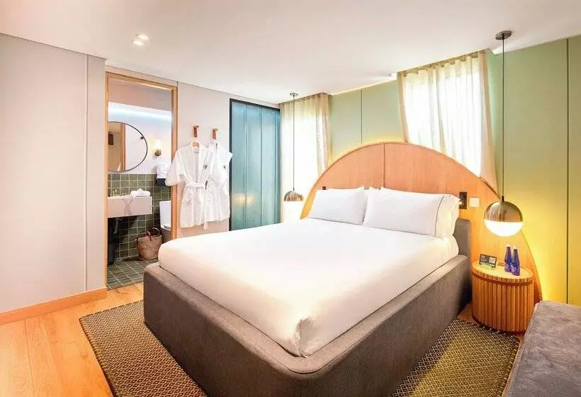 ホテル Wellcomm Spa &