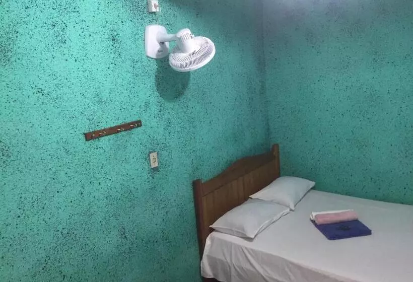 ユースホステル Camping E Pousada Primavera