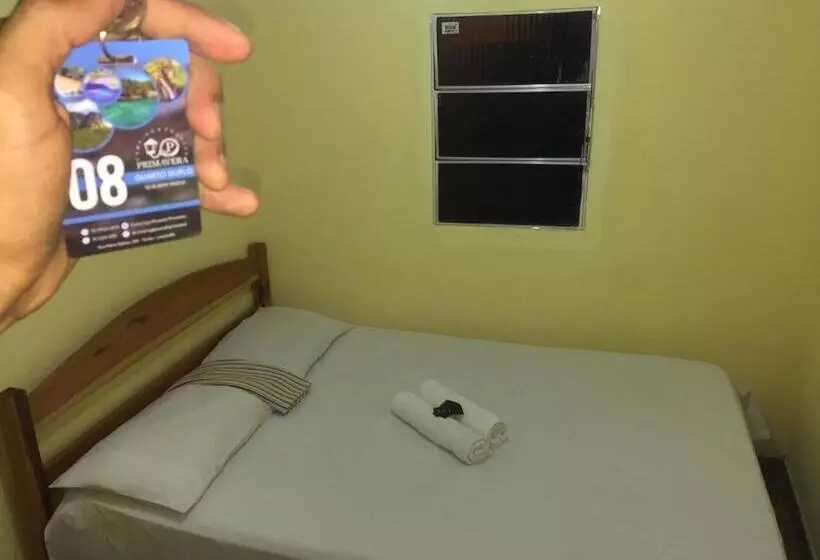 ユースホステル Camping E Pousada Primavera