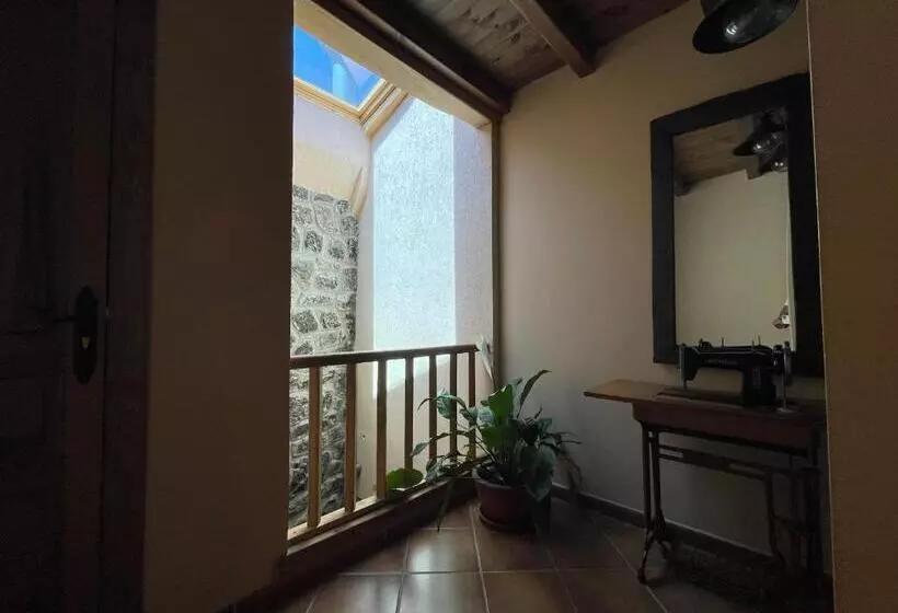 Retkeilymaja La Guarida De La Lleira