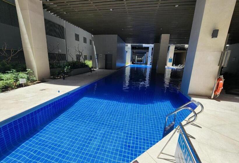 Retkeilymaja Staycation Ng Bayan