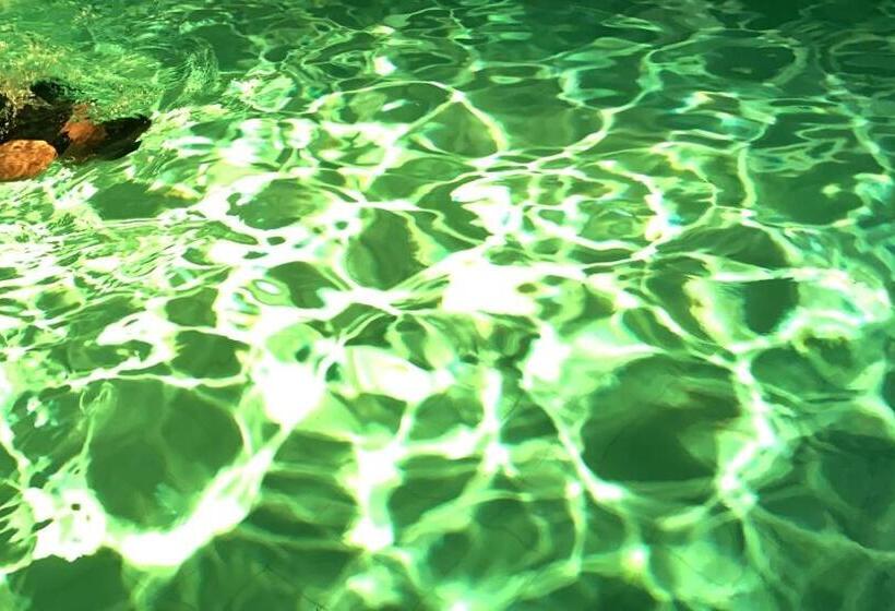 Aqua Ripple Private Resort