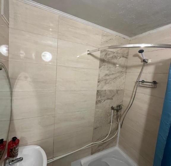 Ararat Poznyaki Hostel Kyiv