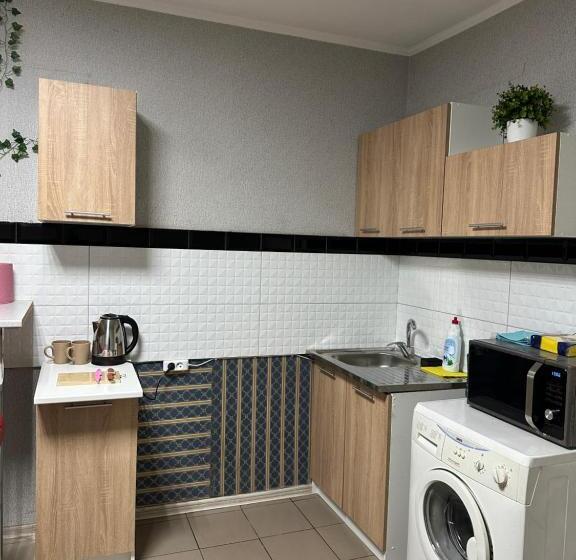 Ararat Poznyaki Hostel Kyiv