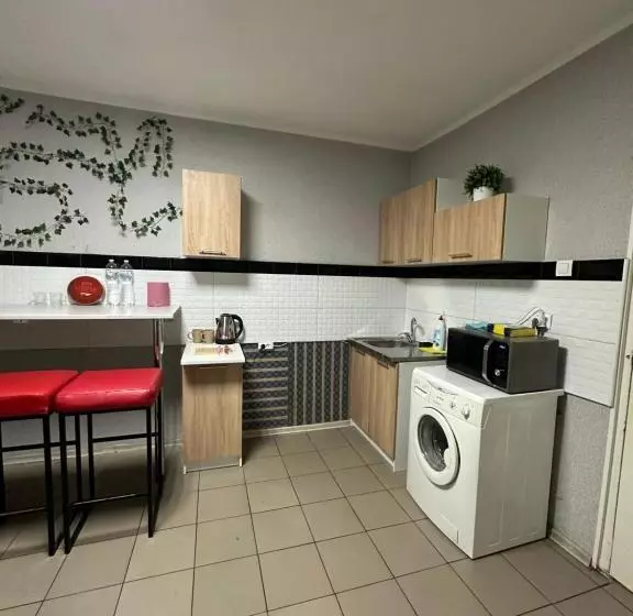 Ararat Poznyaki Hostel Kyiv