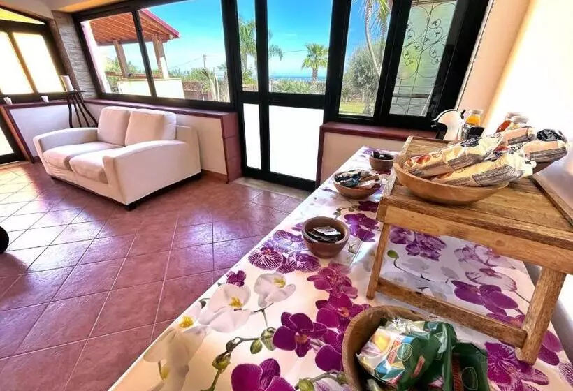 Aamiaismajoitus (B&B) Villa Giudice Luxury Home