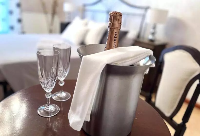 Aamiaismajoitus (B&B) Villa Giudice Luxury Home