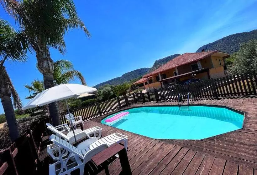 Aamiaismajoitus (B&B) Villa Giudice Luxury Home