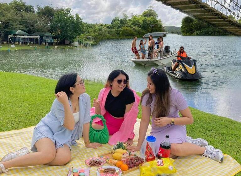 Caliraya   Mountain Lake Resort