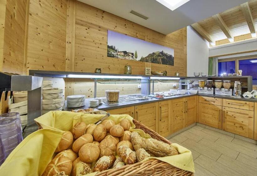 هتل Am Mitteregghof