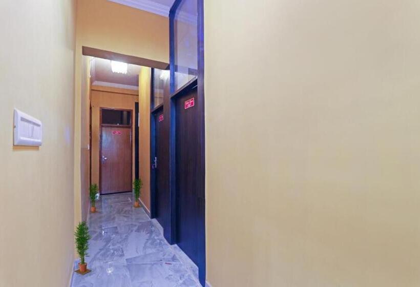 בית מלון כפרי Flagship Green Lane Valley