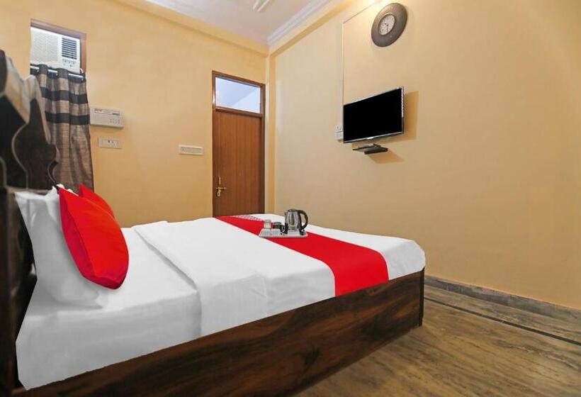 בית מלון כפרי Flagship Green Lane Valley