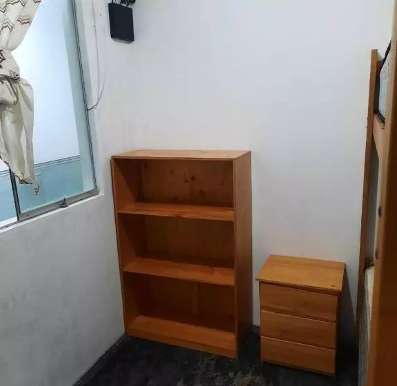 ホテル Hospedaje Kaihalulu