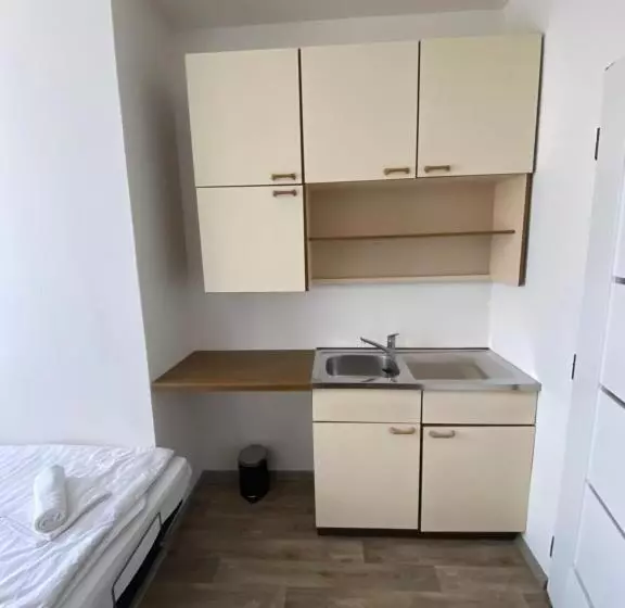 Hotelli Houštka