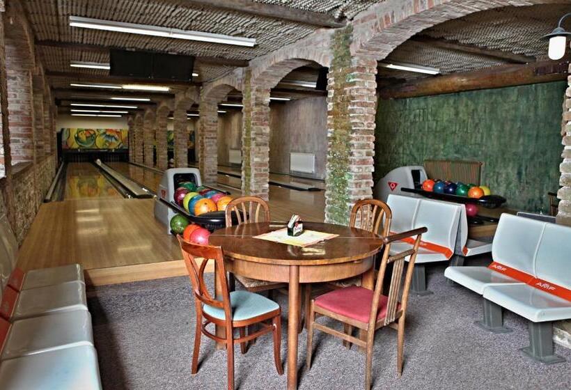 호텔 Kaskáda Kurdějov Bed And Breakfast