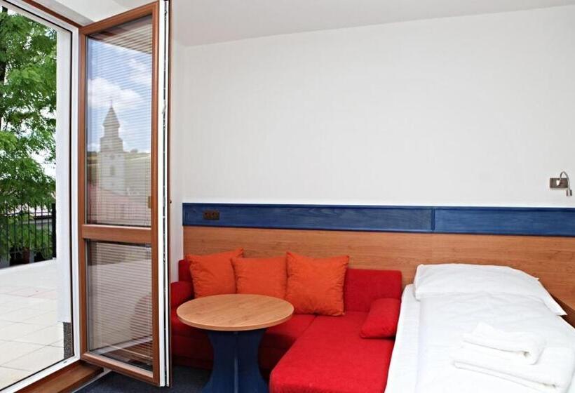 호텔 Kaskáda Kurdějov Bed And Breakfast