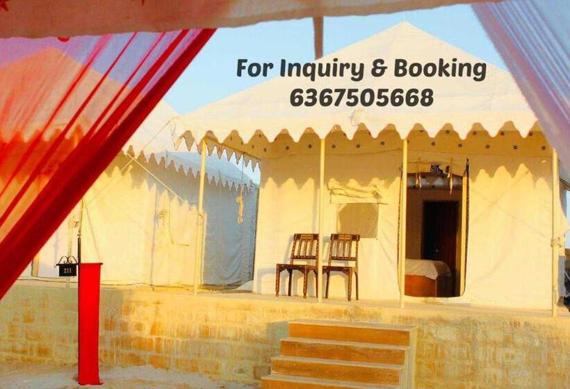 ホテル Oyo Couple Cool Dessert Camp