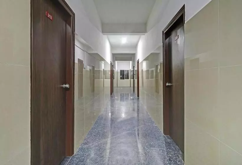 Hotelli Oyo Vr Residency