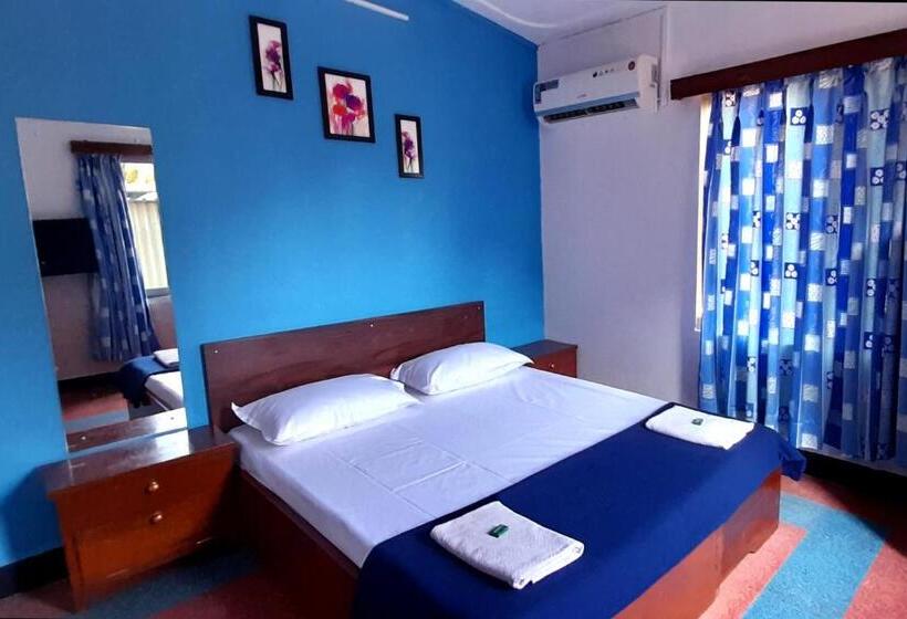 Hotel Parvati Palace