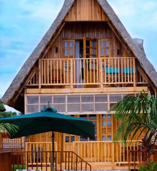 هتل Pelican Lodge & Marina