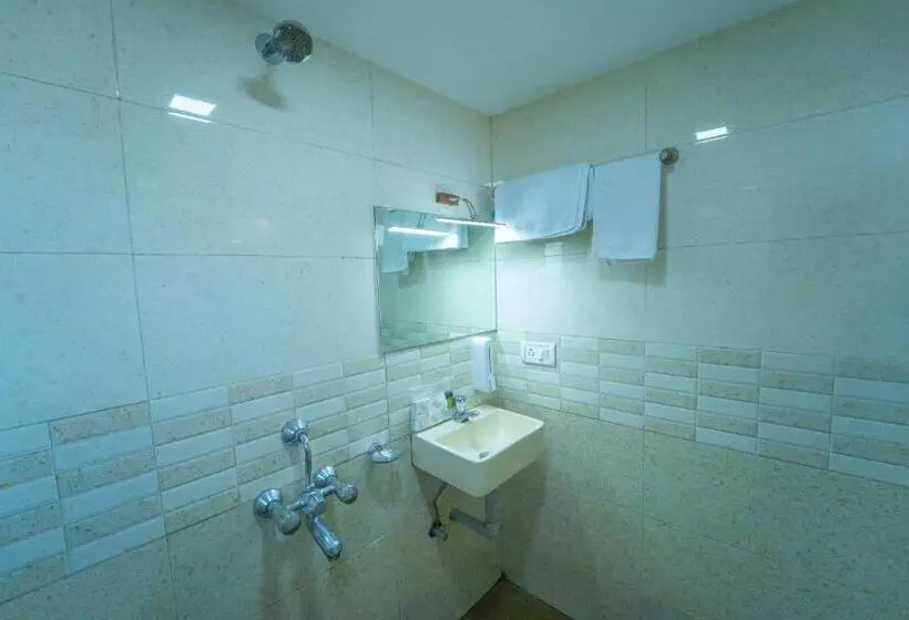 Hotelli Sharayu Holidays Valley View